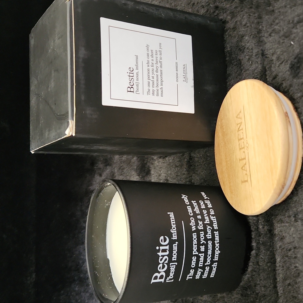Ocean Breeze Scented Soy Candle with Wooden Lid By LaLeena "Bestie"